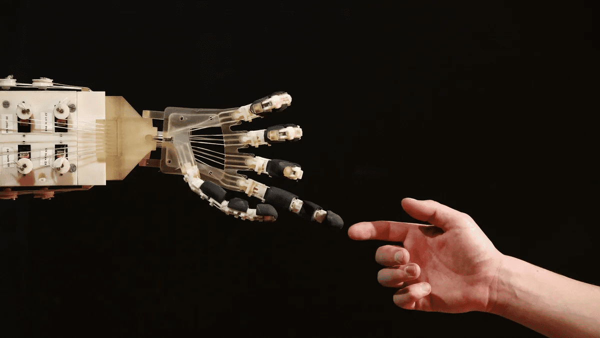 CHATGPT CAN AND CAN'T DO